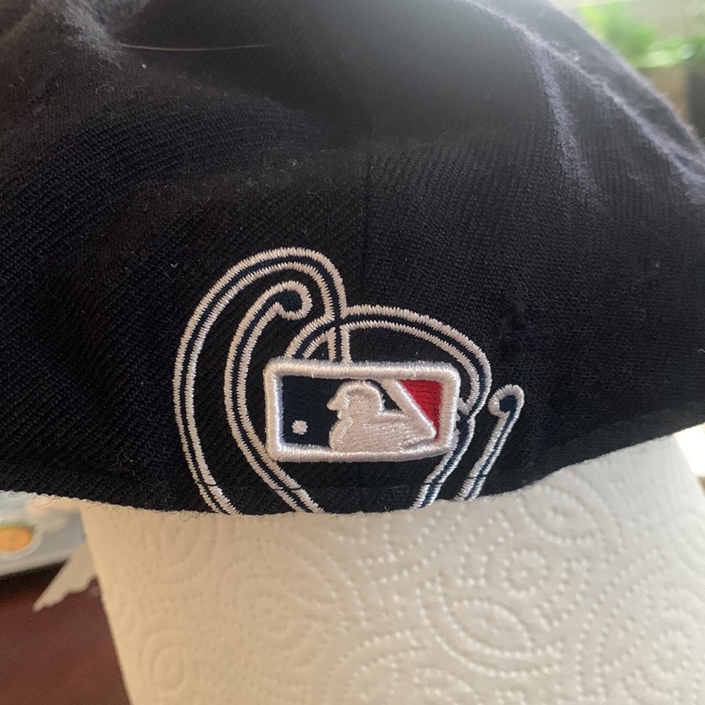 Boston baseball hat - Picture 3 of 4